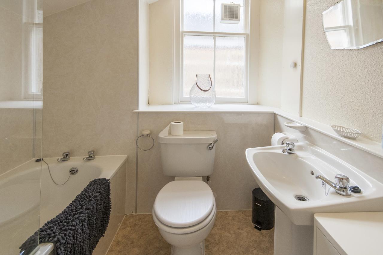 פורס 1 Varis Apartments מראה חיצוני תמונה